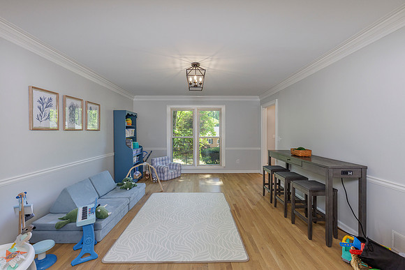 496 Guildford Cir_MLS_8