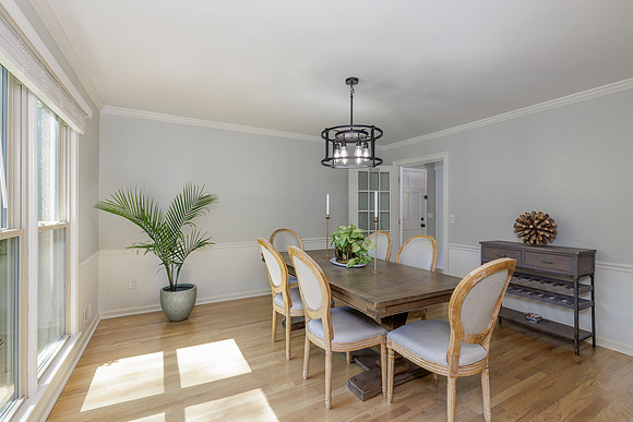 496 Guildford Cir_MLS_11
