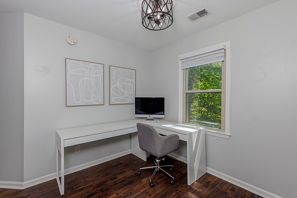496 Guildford Cir_MLS_24