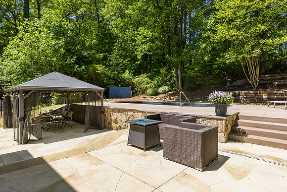 496 Guildford Cir_MLS_40