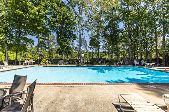 496 Guildford Cir_MLS_58