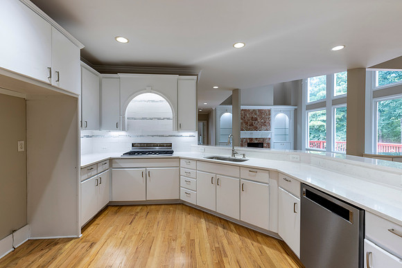 8445 Sentinae Chase Dr_hi-res_24