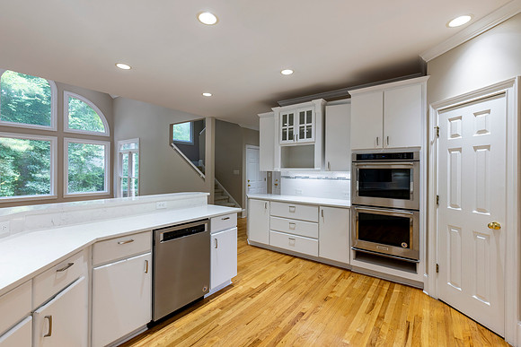 8445 Sentinae Chase Dr_hi-res_26