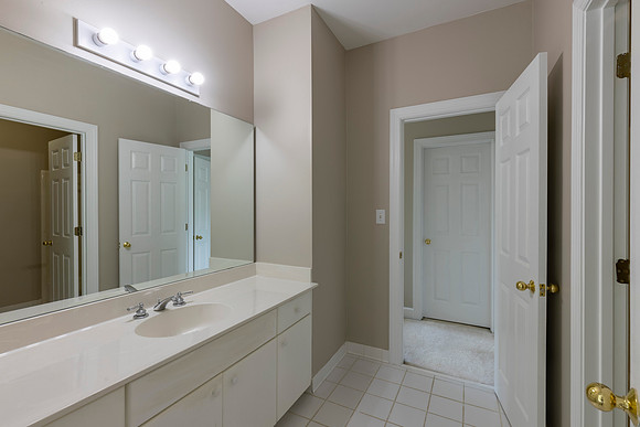 8445 Sentinae Chase Dr_hi-res_48