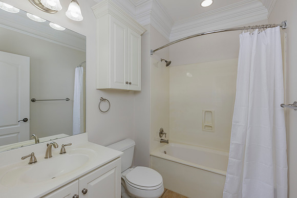 8720 Parker Pl_hi-res_32