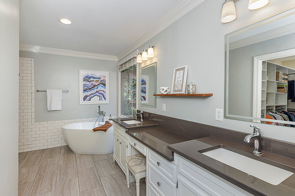 450 Greenlaurel Dr_MLS_17