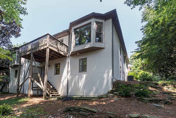 450 Greenlaurel Dr_MLS_39