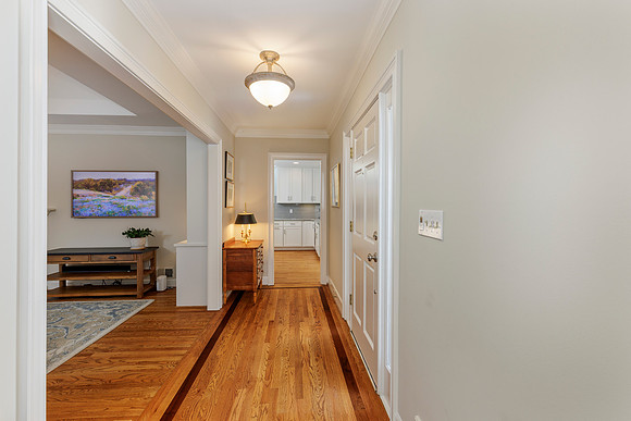 450 Greenlaurel Dr_hi-res_8