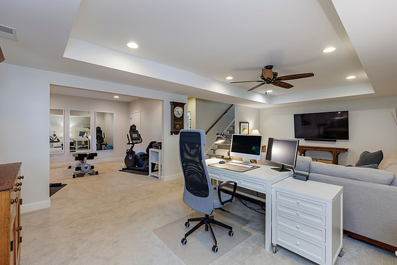 450 Greenlaurel Dr_hi-res_29