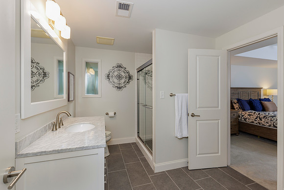 450 Greenlaurel Dr_hi-res_32