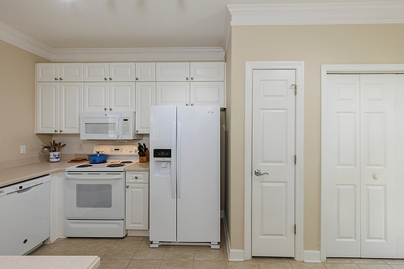 131 Ashford Cir_MLS_18