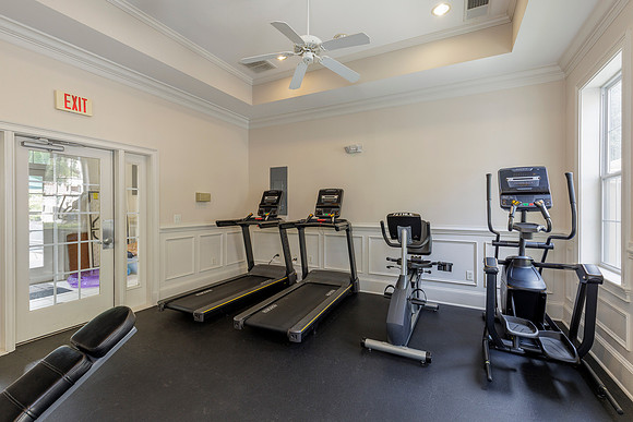 131 Ashford Cir_MLS_28