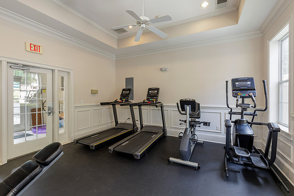 131 Ashford Cir_hi-res_28