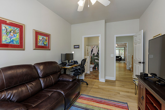 1220 Freedom Ln_MLS_21