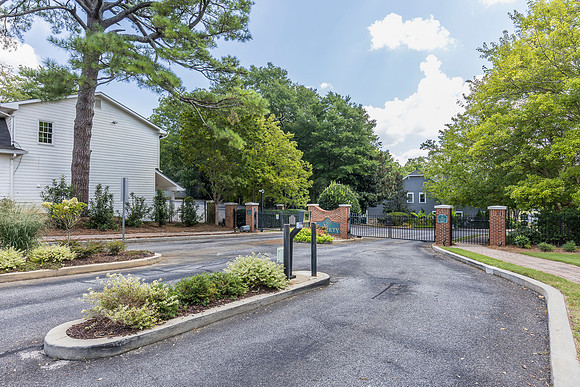 1220 Freedom Ln_MLS_39
