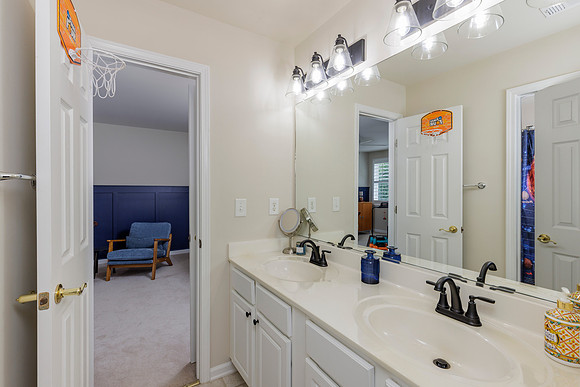 1220 Freedom Ln_hi-res_32