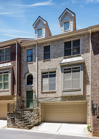 5561 Julian Pl_MLS_new-4