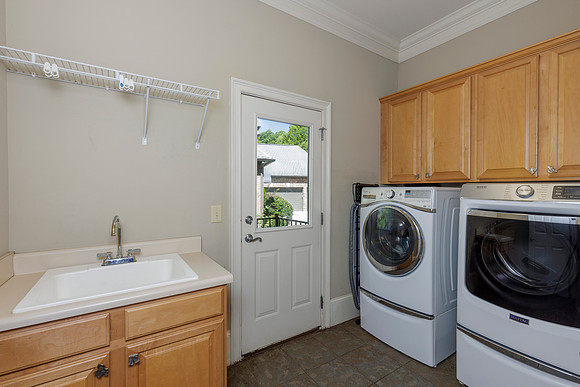 7750 Marsh Ct_hi-res_24